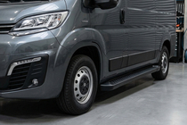 Fiat Ducato 2006-2025 Pedane Laterali Allmond Black (2 pz, Alluminio) foto 1