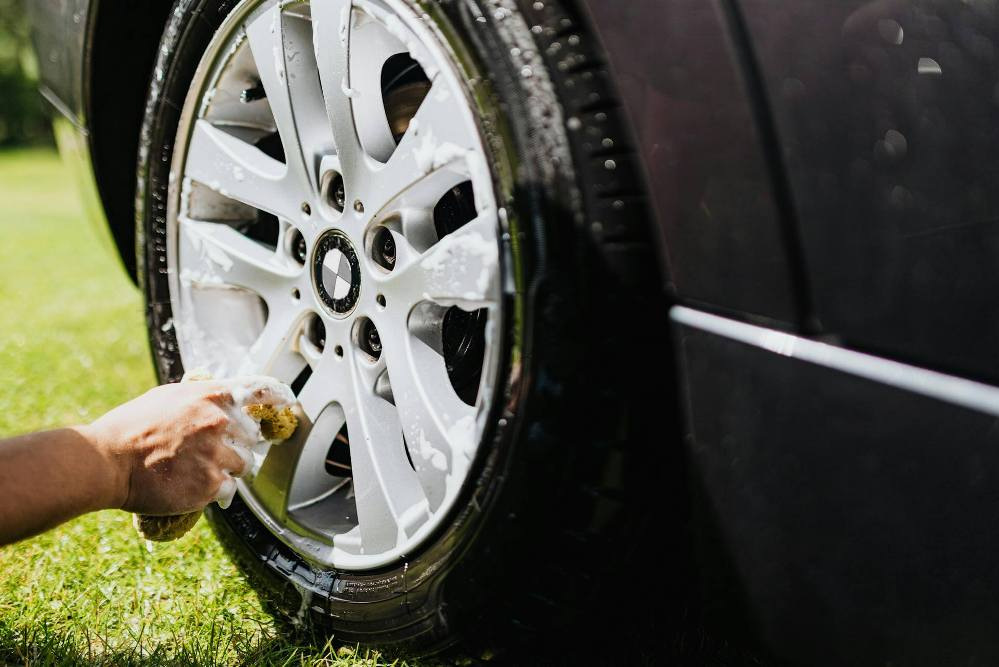 Perché è importante prendersi cura delle ruote della propria auto?