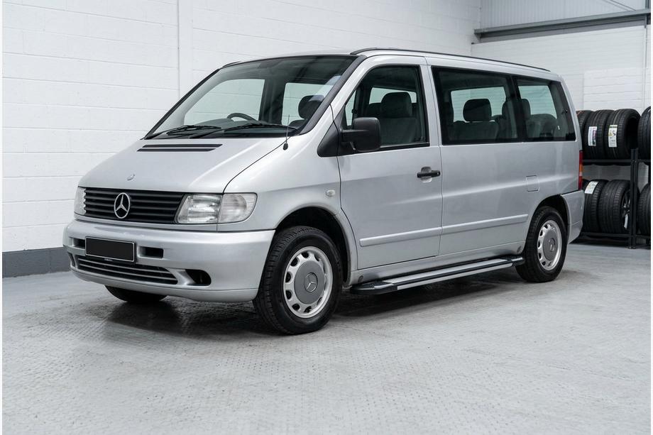 Mercedes Vito W638 1996-2003 Pedane Laterali Rainbow (2 pz, Alluminio) Image