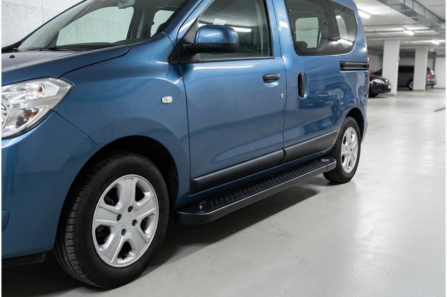 Dacia Dokker 2013-2022 Pedane Laterali Allmond Black (2 pz, Alluminio) Image