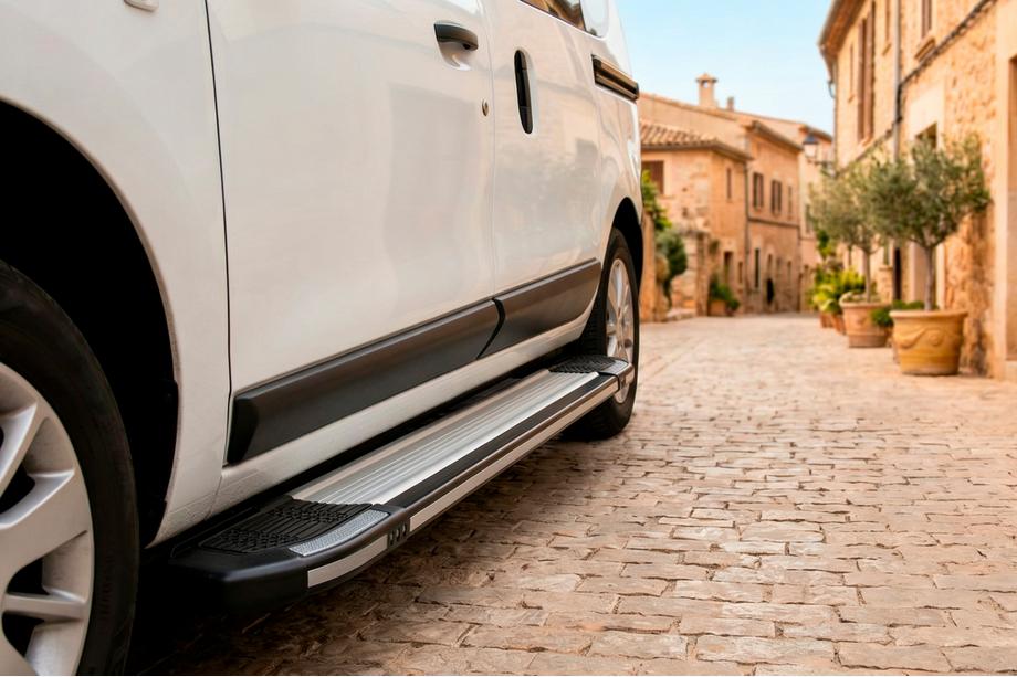 Renault Dokker 2013-2022 Pedane Laterali Rainbow (2 pz, Alluminio) Image