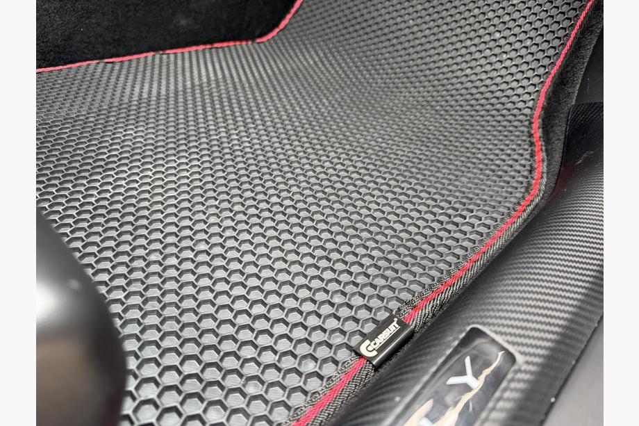 Tesla Model Y 2020- Tappetini in gomma Carsuit (2020-2024, neri) Foto 3