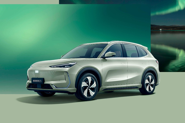 Recensione Geely Galaxy E5: un crossover elettrico moderno