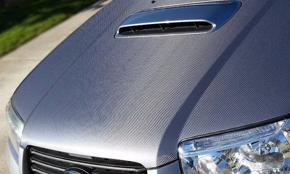 Vale la pena utilizzare la pellicola in carbonio nella messa a punto dell’auto?