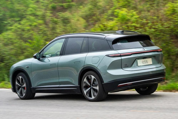 NIO ES6 Seconda Generazione: Recensione del Crossover Elettrico Foto 3