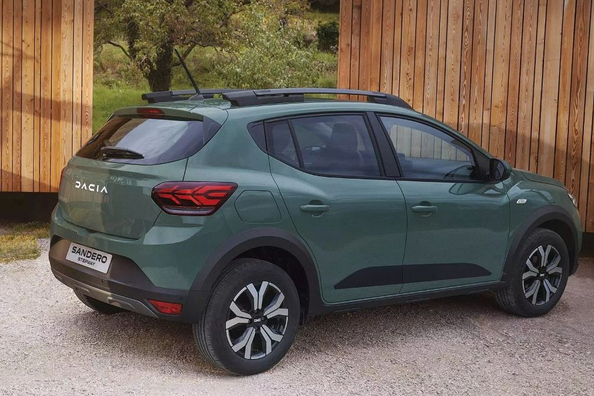 Dacia Sandero Stepway terza generazione: cross-hatchback economica Foto 3