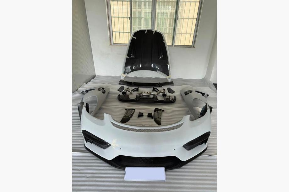 Porsche Boxster/Cayman 982 (718) 2016- Kit carrozzeria GT4 (polipropilene + carbonio) Image