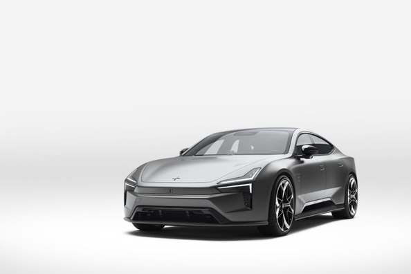Recensione della Polestar 5 2025: la berlina elettrica di punta