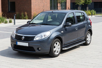 Renault Sandero 2007-2013 Pedane Laterali Maydos V1 (2 pz, Alluminio e Acciaio Inox) foto 1