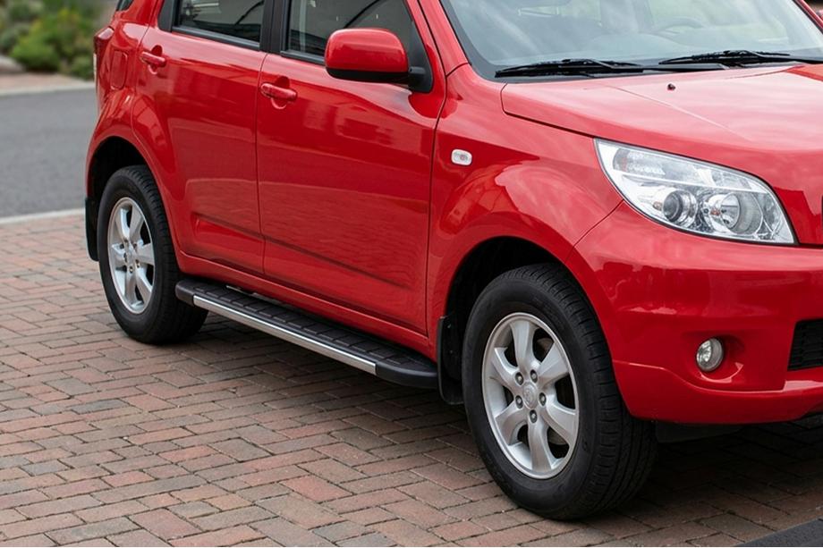 Daihatsu Terios 2006-2017 Pedane Laterali Duru (2 pz, Alluminio) Image