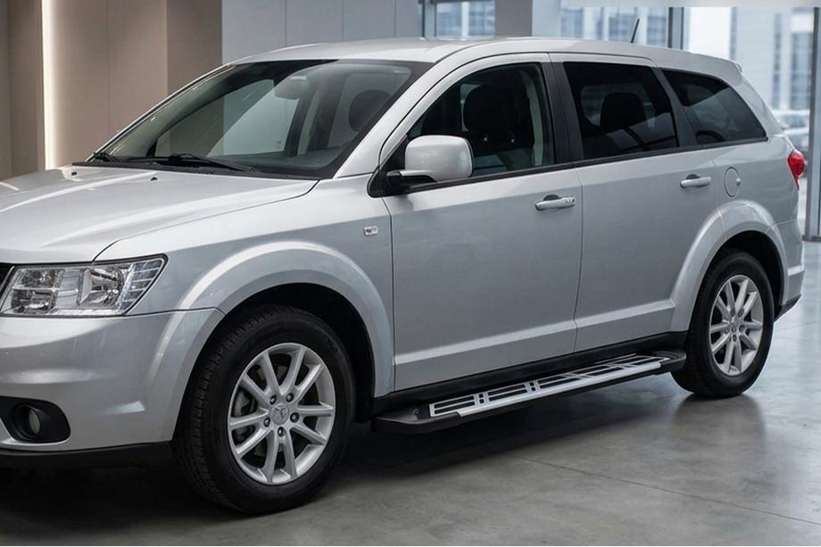 Fiat Freemont 2011-2016 Pedane Laterali Sunrise (2 pz, Alluminio) Image