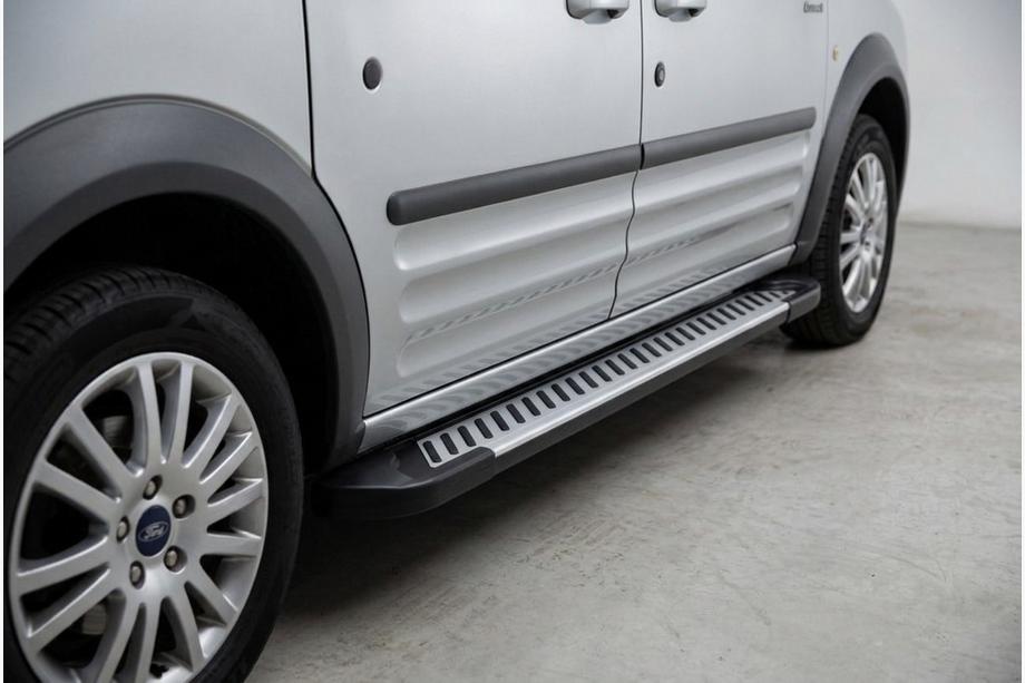 Ford Connect 2006–2009 Pedane Laterali Line (2 pz, Alluminio) Image