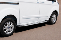 Ford Custom 2013-2022 Pedane Laterali Line (2 pz, Alluminio) foto 1