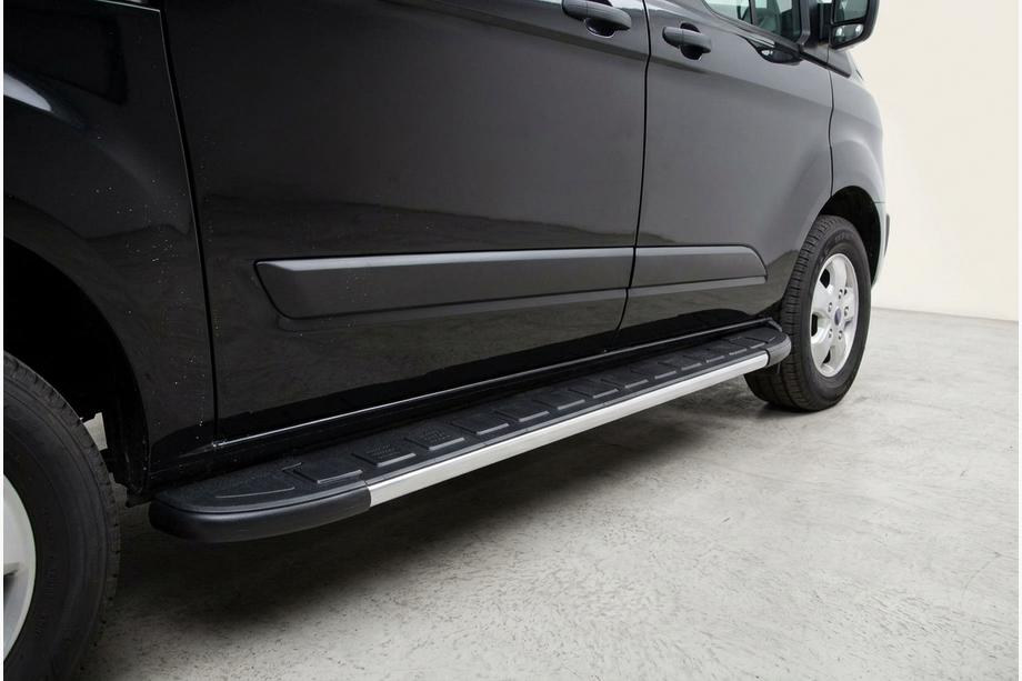 Ford Custom 2013-2022 Pedane Laterali Duru (2 pz, Alluminio) Passo Corto Image