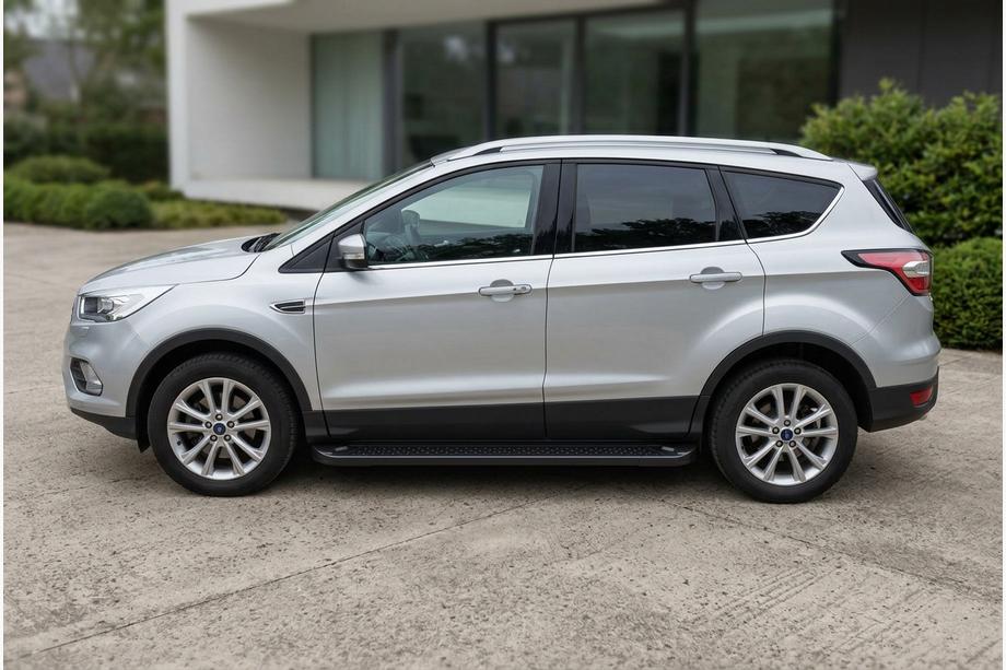 Ford Kuga/Escape 2013-2019 Pedane Laterali Allmond Black (2 pz, Alluminio) Image
