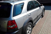 Kia Sorento I BL 2002-2009 Pedane Laterali RedLine V1 (2 pz, Alluminio) foto 2