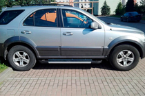 Kia Sorento I BL 2002-2009 Pedane Laterali RedLine V1 (2 pz, Alluminio) foto 4