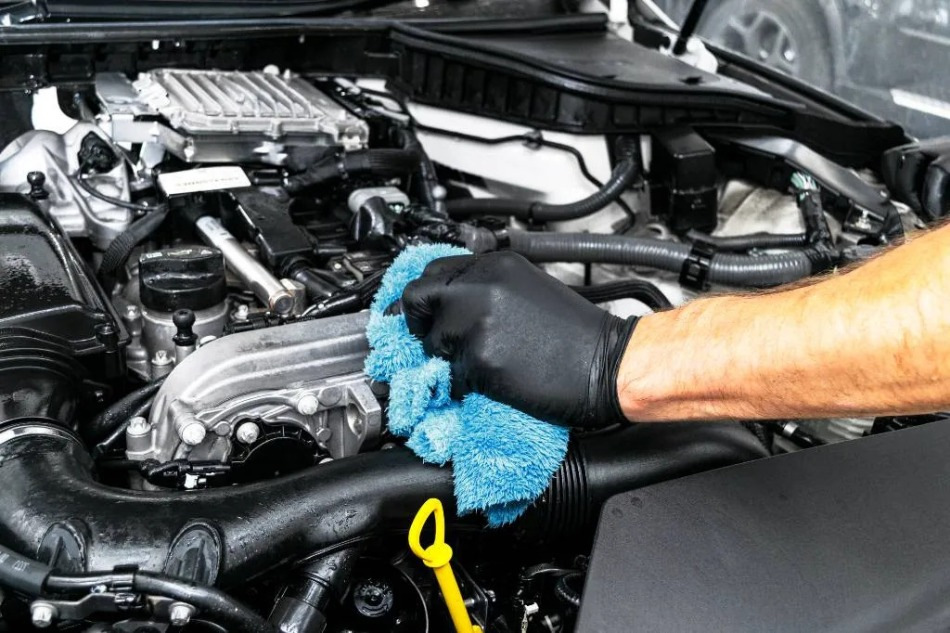 Quando e perché lavare il motore di un’auto?