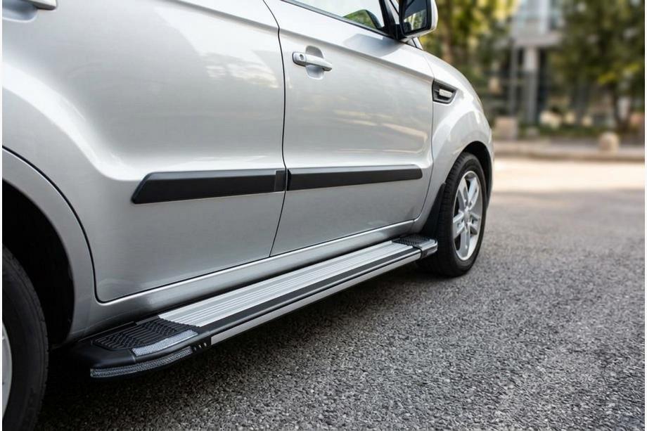 Kia Soul I 2008-2013 Pedane Laterali Rainbow (2 pz, Alluminio) Image