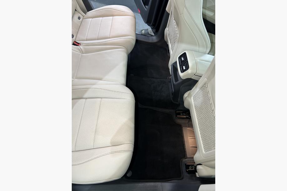Mercedes GLS X167 2019- Tappetini in tessuto Premium (Nero) Foto 3