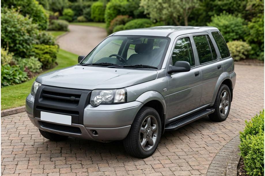 Land Rover Freelander I 1997-2006 Pedane Laterali Allmond Black (2 pz, Alluminio) Image