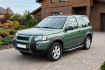 Land Rover Freelander I 1997-2006 Pedane Laterali RedLine V1 (2 pz, Alluminio) foto 1