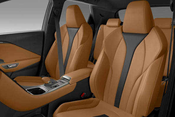 Recensione Lexus LBX Morizo RR: Accento sportivo nel segmento premium Foto 6