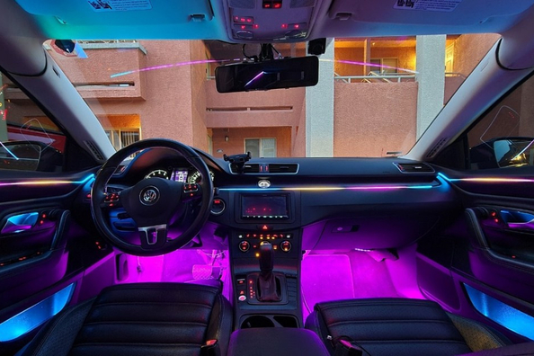 È possibile installare l’illuminazione ambientale in un’auto datata?