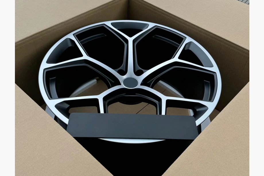 Audi Q7 2015–2026 Cerchi forgiati OEM R22 V1 (Set da 4) Foto 3