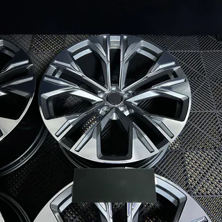 Cerchi forgiati OEM R21 V2 (set da 4) foto 1