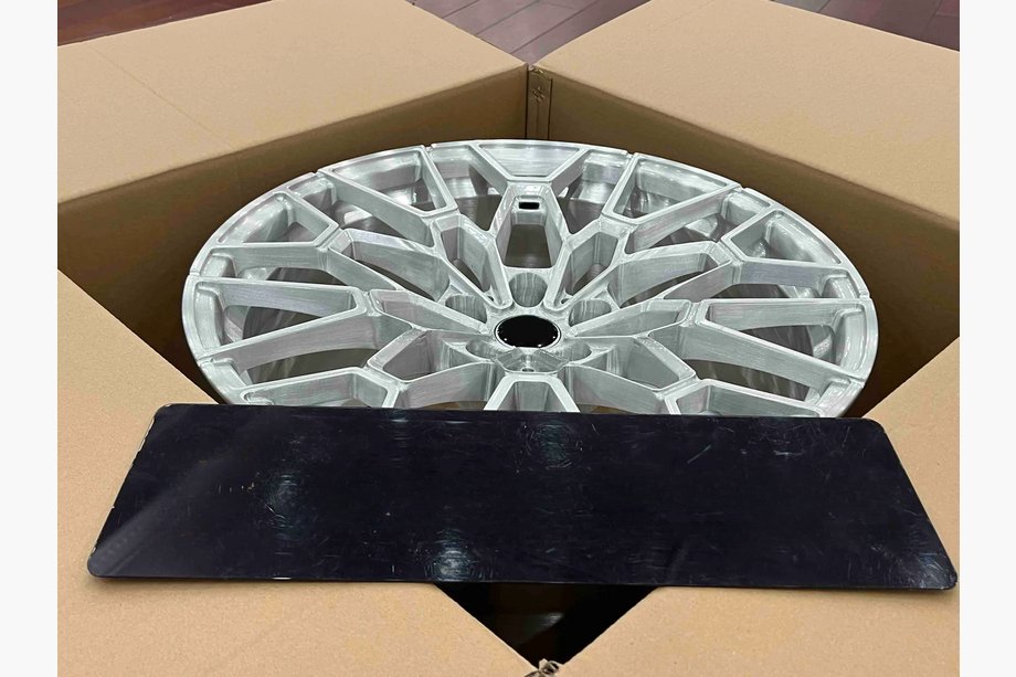 BMW I4 (G26) 2022- Cerchi forgiati OEM R20 V1 (set da 4) Foto 6