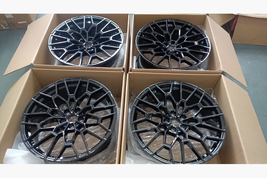 BMW Serie 5 G30/G31 2017–2023 Cerchi forgiati OEM R21 (set di 4) Foto 5