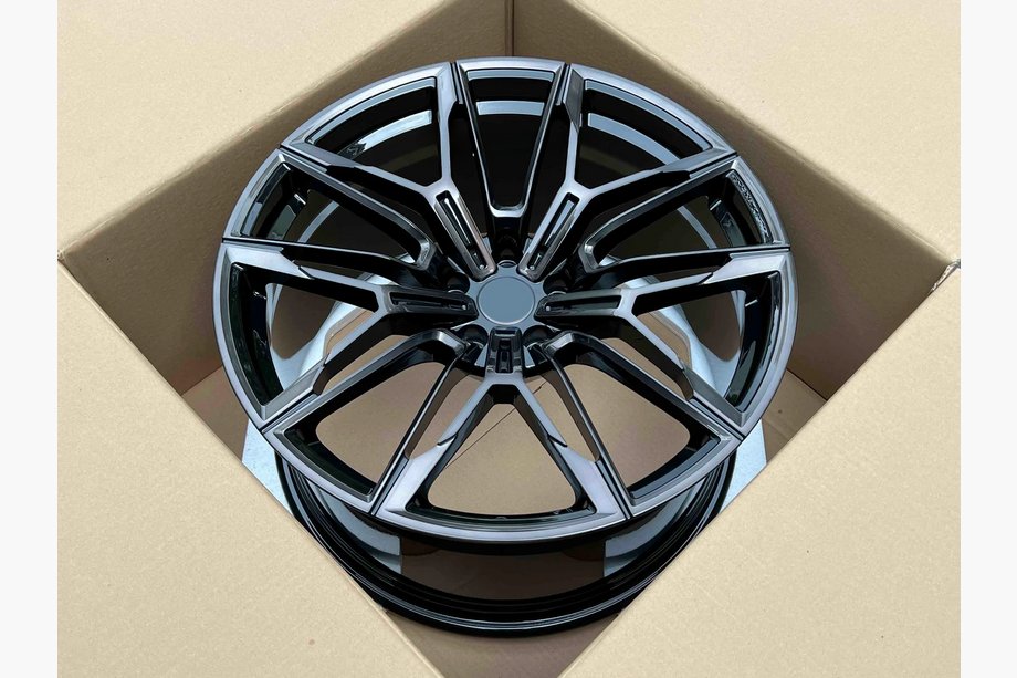 BMW X5 G05 2019–2026 Cerchi forgiati OEM R22 V1 (Set da 4) Foto 2