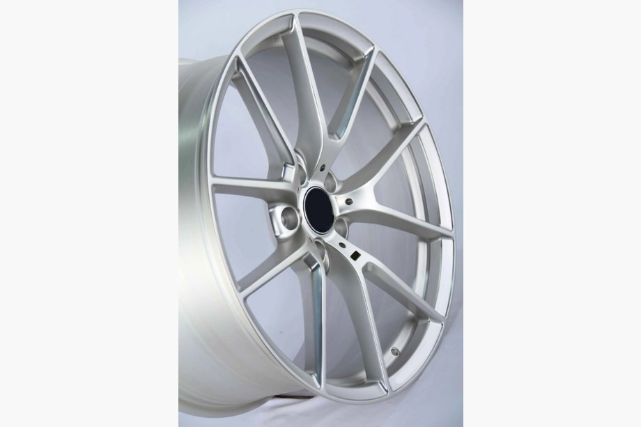 BMW 2 Series G42 2021- Cerchi forgiati OEM R19 R20 V2 (Set da 4) Foto 5