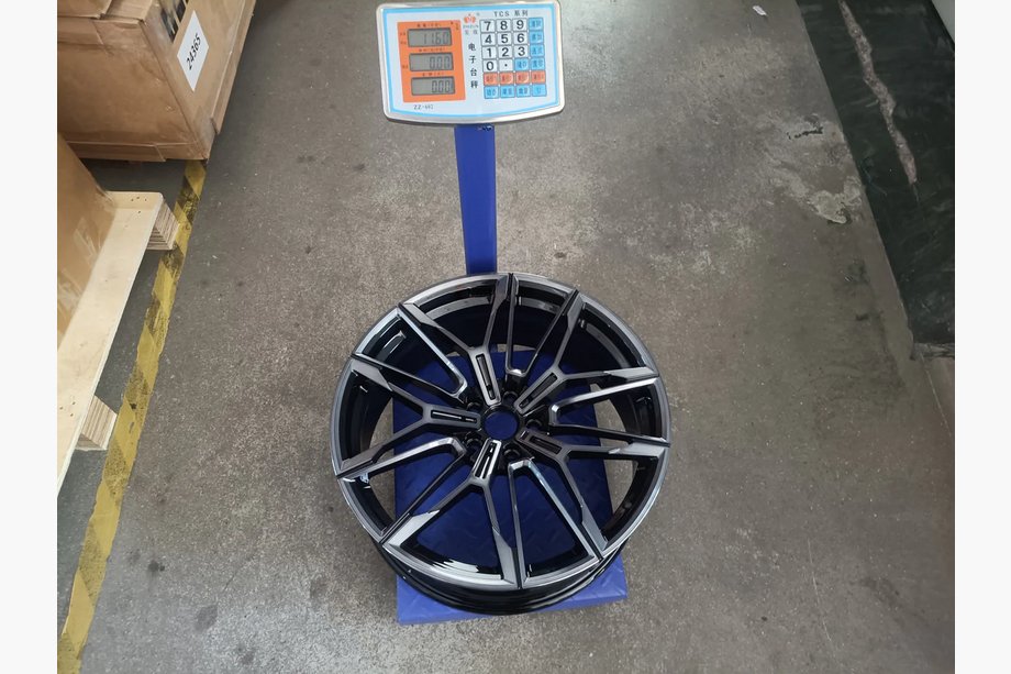 BMW 4 Series G22/23/26 2020- Cerchi forgiati OEM R20 V3 (Set di 4) Foto 11