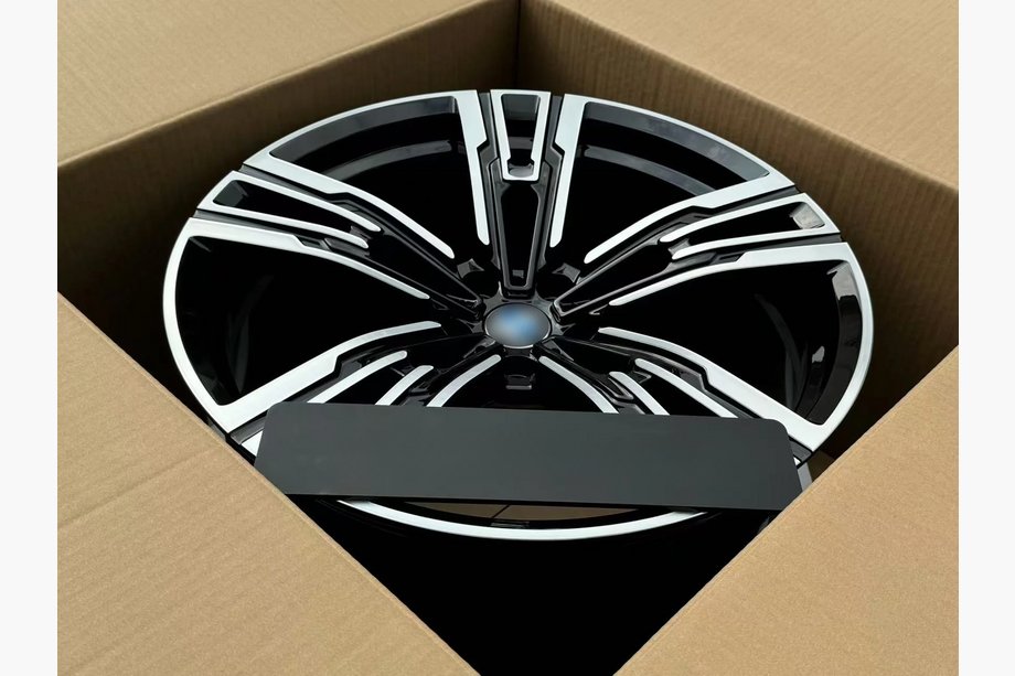BMW 7 Series G70/G71 2022- Cerchi forgiati OEM R20 (Set da 4) Foto 4