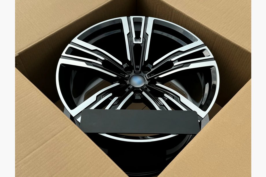 BMW 7 Series G70/G71 2022- Cerchi forgiati OEM R20 (Set da 4) Foto 3