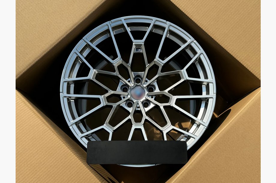 BMW X5 G05 2019–2026 Cerchi forgiati OEM R22 V5 (Set da 4) Foto 1
