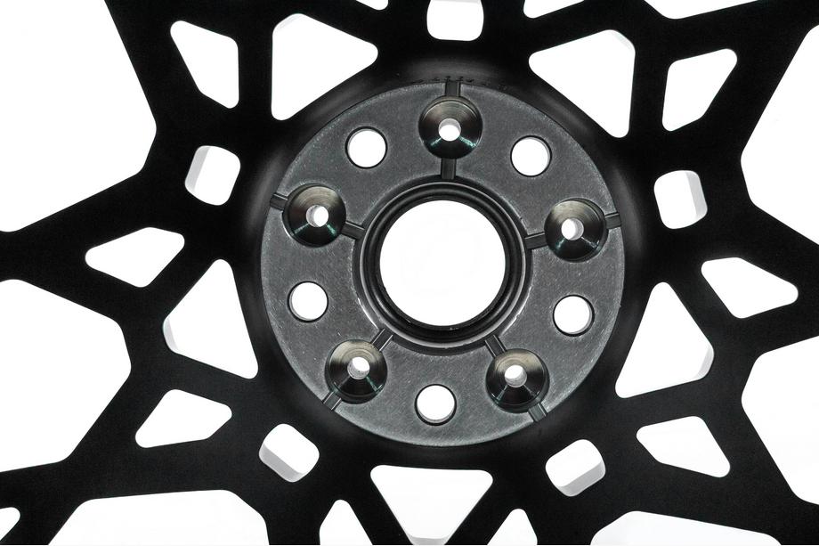 BMW X5 G05 2019–2026 Cerchi forgiati OEM R22 V6 (set da 4) Foto 13
