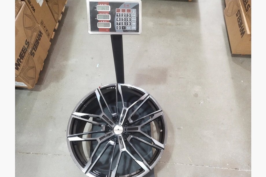 BMW X7 G07 2019- Cerchi forgiati OEM R22 V4 (Set da 4) Foto 12