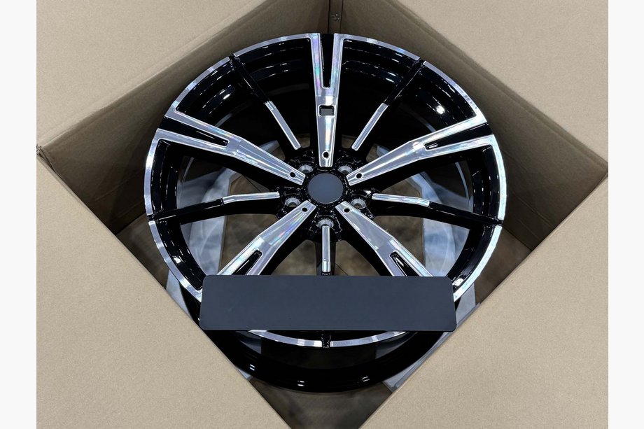 BMW 5/i5 Series G60/G60E/G61 2023- Cerchi forgiati OEM R20 (Set da 4) Foto 3
