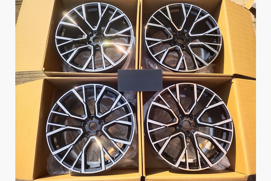 BMW X5 G05 2019–2026 Cerchi forgiati OEM R21 V5 (Set da 4) Foto 4