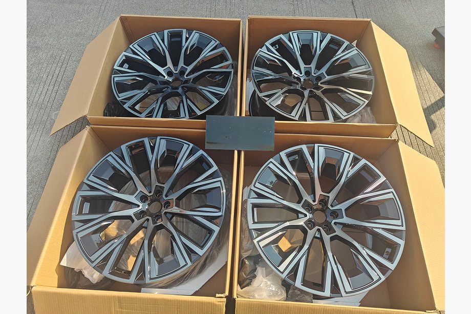 BMW X7 G07 2019- Cerchi forgiati OEM R23 V2 (Set di 4) Foto 6