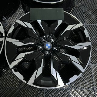 Cerchi forgiati OEM R21 V3 (Set di 4) BMW 5/i5 Series G60/G60E/G61 2023- foto 2