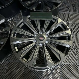 Cerchi forgiati OEM R22 (Set di 4) Cadillac Escalade 2020- foto 4