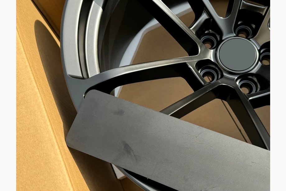 Dodge Challenger 2008-2023 Cerchi forgiati OEM R20 V1 (set da 4) Foto 10