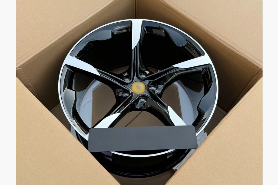 Ferrari 488 GTB 2015-2019 Cerchi forgiati OEM R21 (set di 4) Foto 2