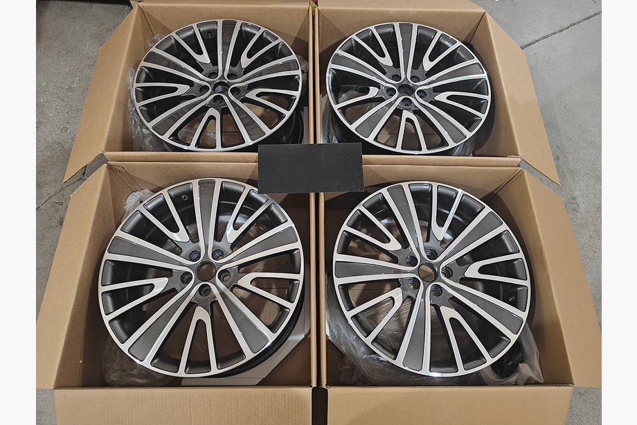 Jaguar XJ 2010- Cerchi forgiati OEM R20 V2 (set da 4) Foto 7