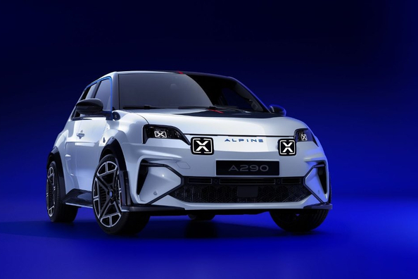 Recensione della hatchback elettrica Alpine A290