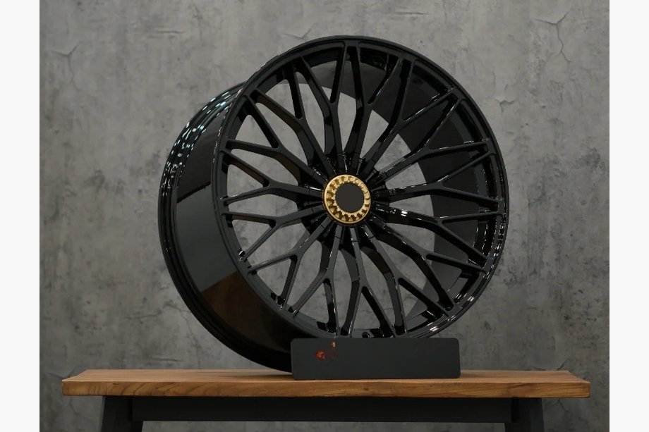 Lamborghini Urus 2018- Cerchi forgiati OEM R23 V3 (Set di 4) Image